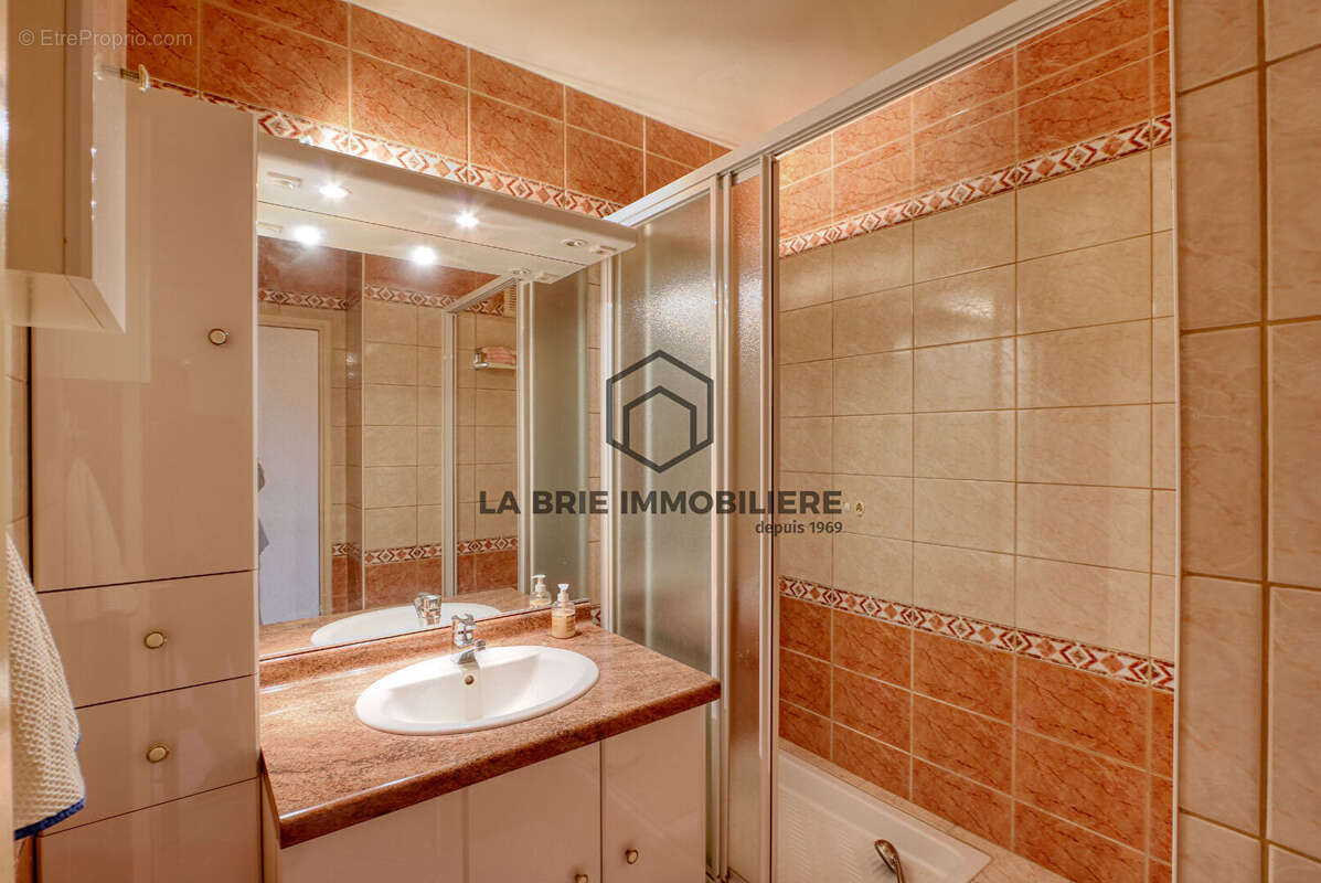 Appartement à VILLECRESNES