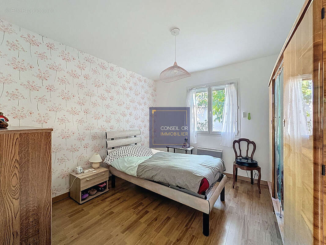 Maison à SAINT-GENIS-LAVAL