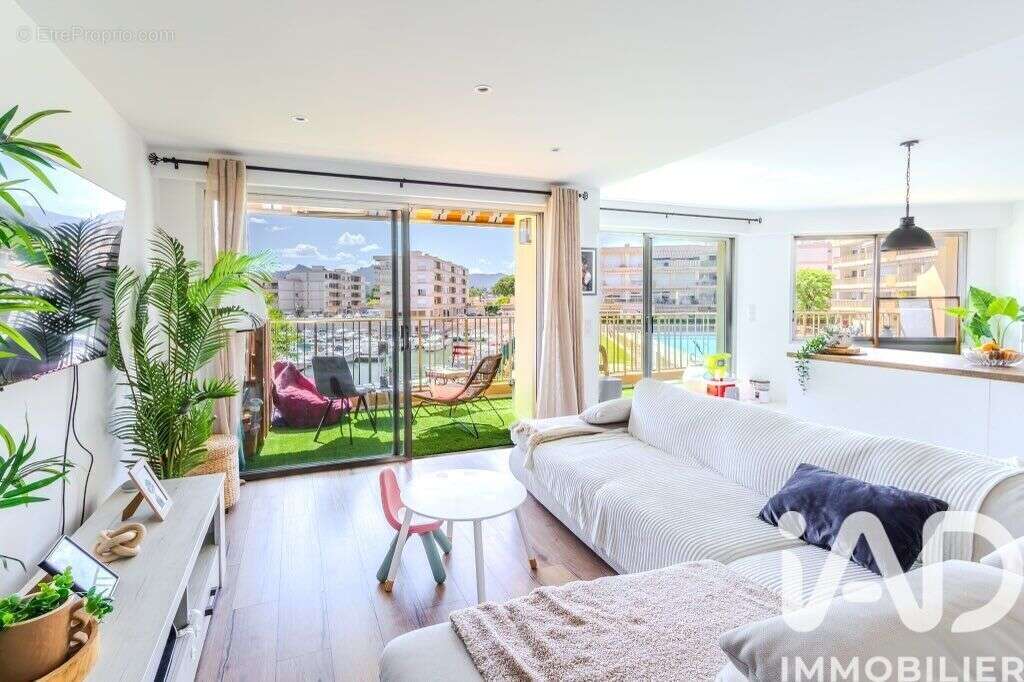 Photo 4 - Appartement à MANDELIEU-LA-NAPOULE