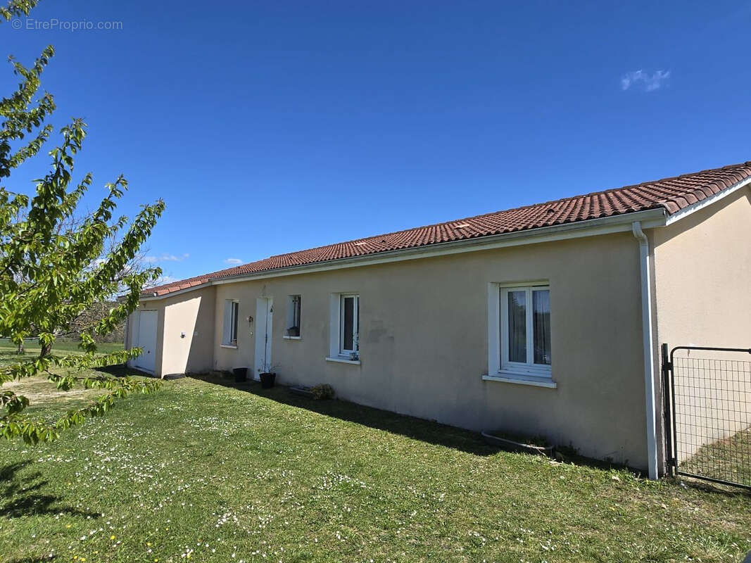 Maison facile à vivre avec belle vue! - photo 3