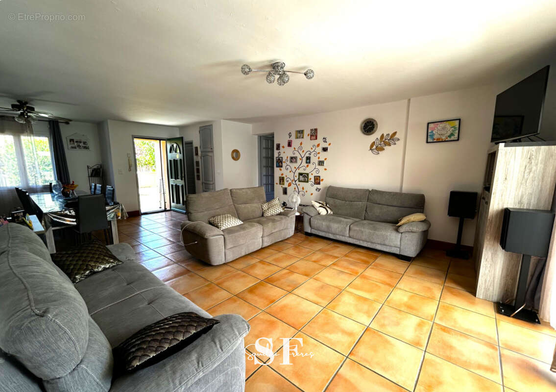 Boé Maison de plain-pied 5 pièces   135 m2 - photo 5