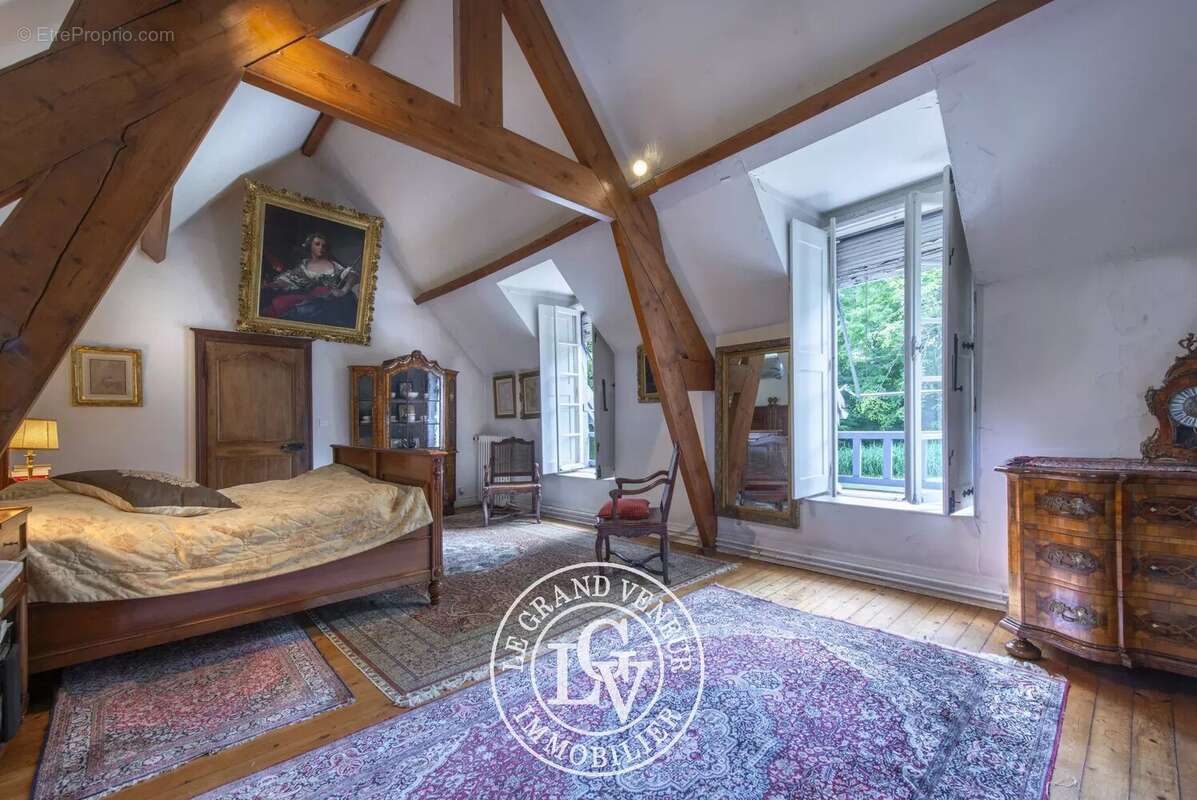 Maison à FONTAINEBLEAU