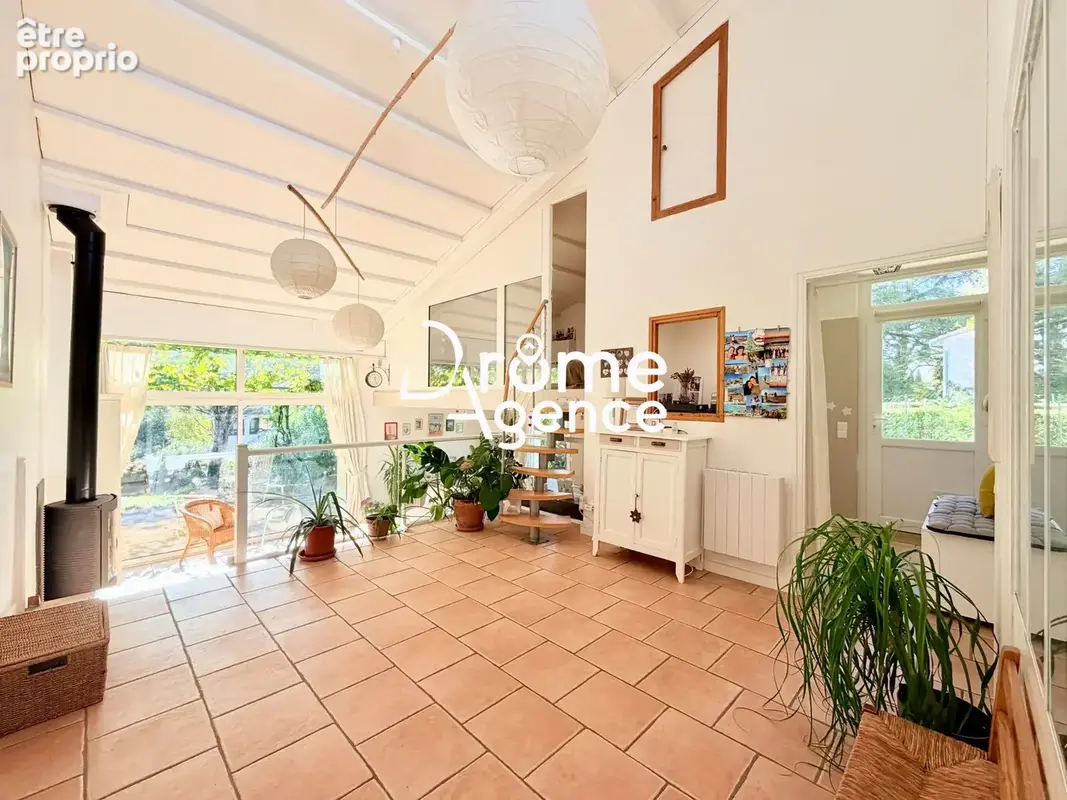 Maison 10 pièces 184 m² à vendre à Saint-Marcel-Les-Valence (26320) - photo 6