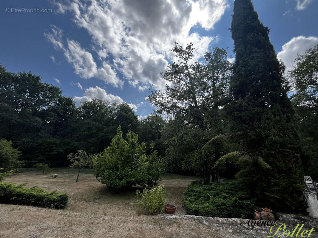 Maison à BRINON-SUR-SAULDRE