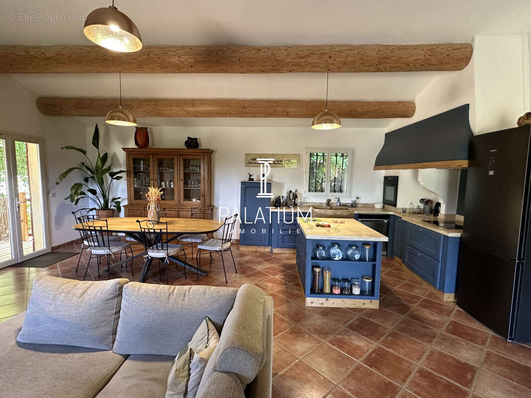 Maison 90 m² à Saint-Maime  - photo 2