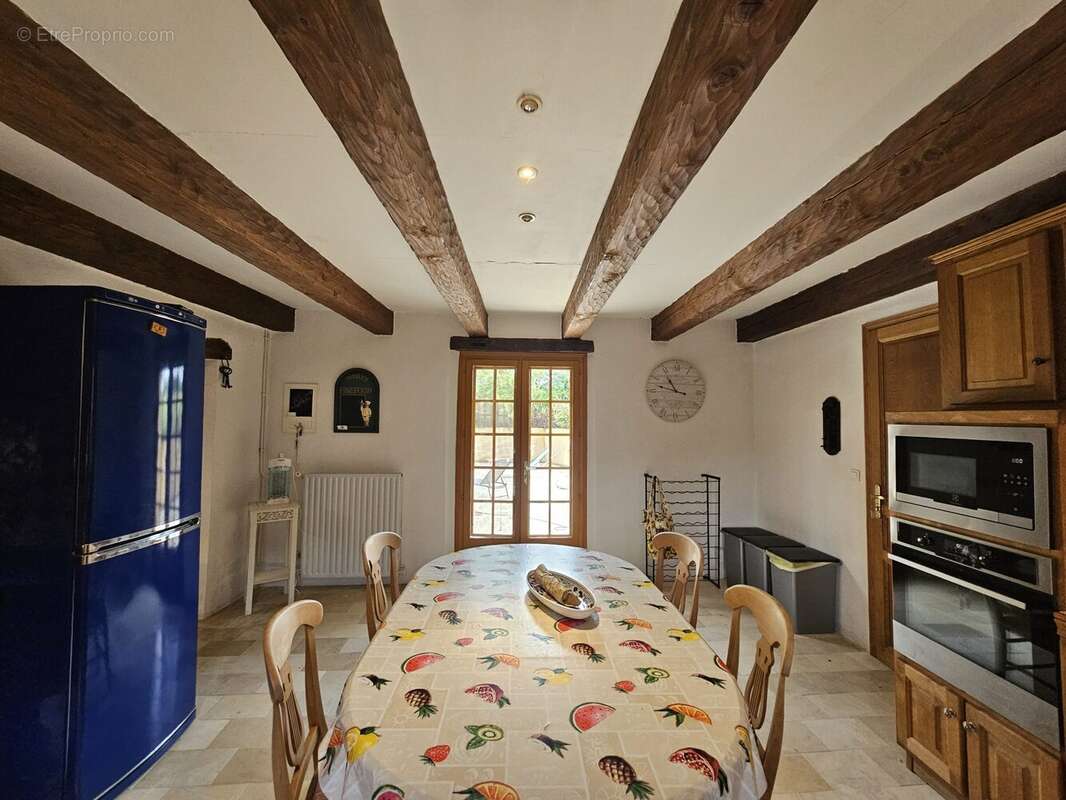 Maison à SAINT-MARCEL-DU-PERIGORD