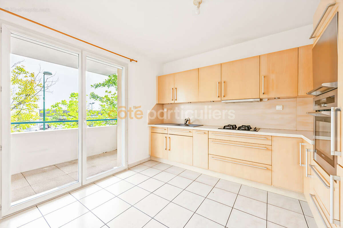 Appartement à SAINTE-LUCE-SUR-LOIRE