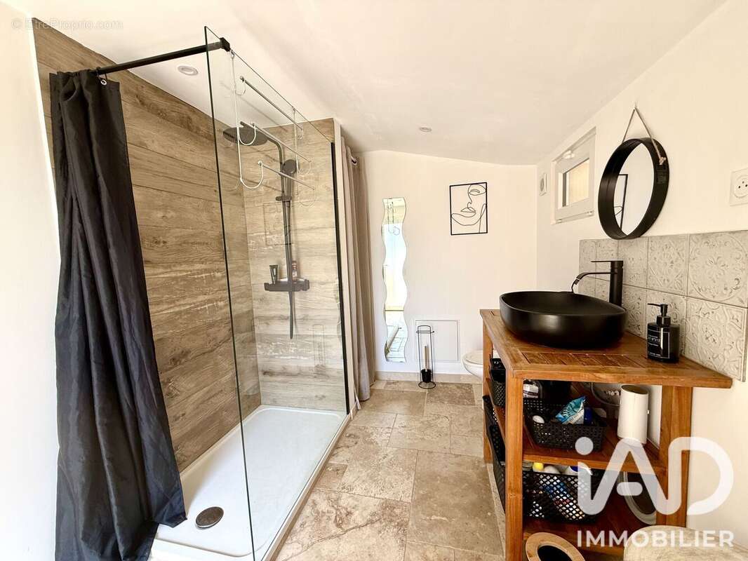 Maison 57 m² à Uchaux  - photo 9
