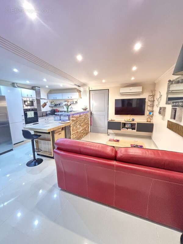 Appartement à LE MUY