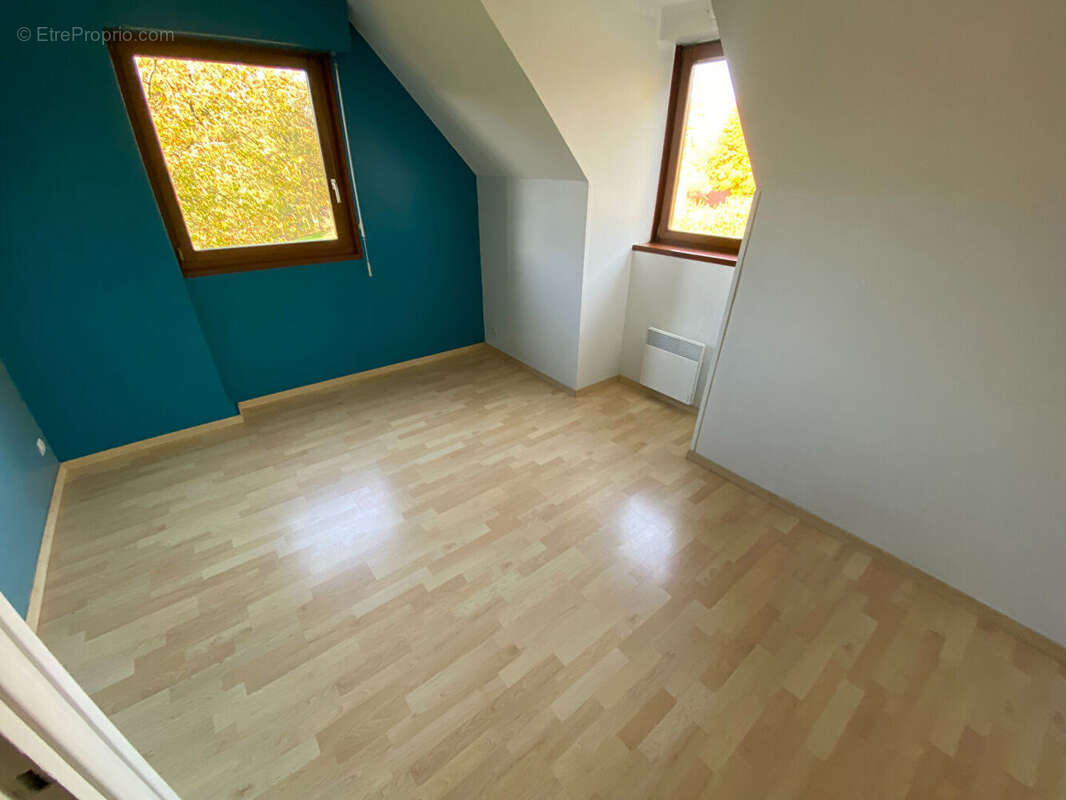 Semi Plain Pied individuel sur 1385 m² de 5 chambres à SEBOURG - photo 10