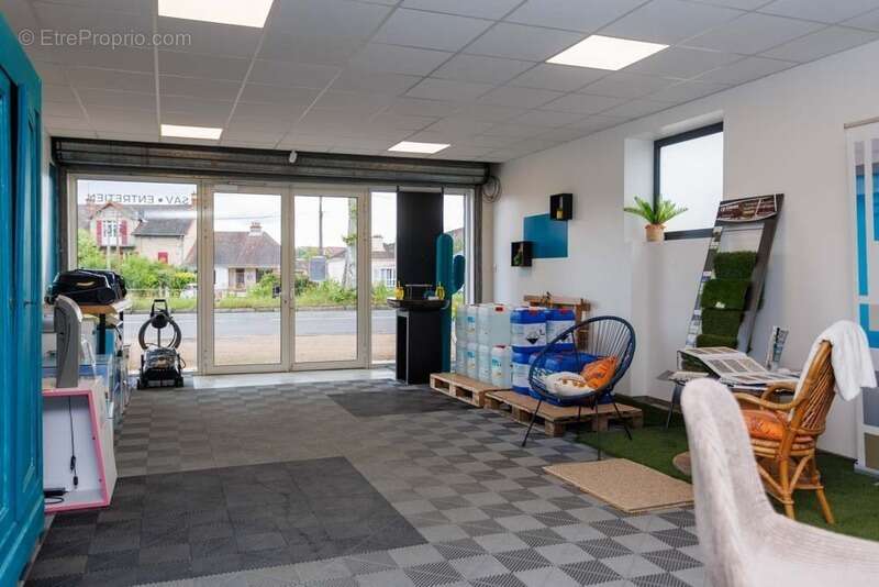 À vendre – Local commercial loué - Investisseurs – Emplacement n°1 – PARAY LE MONIAL (71) - photo 2