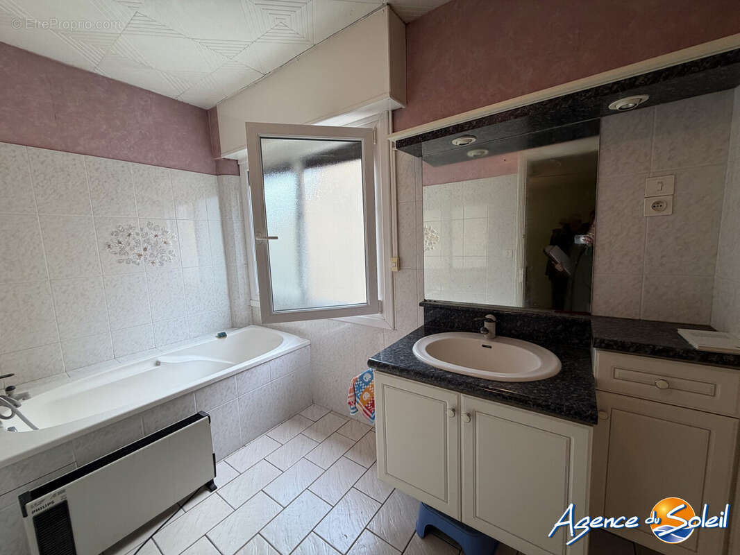 Appartement à LEZIGNAN-CORBIERES