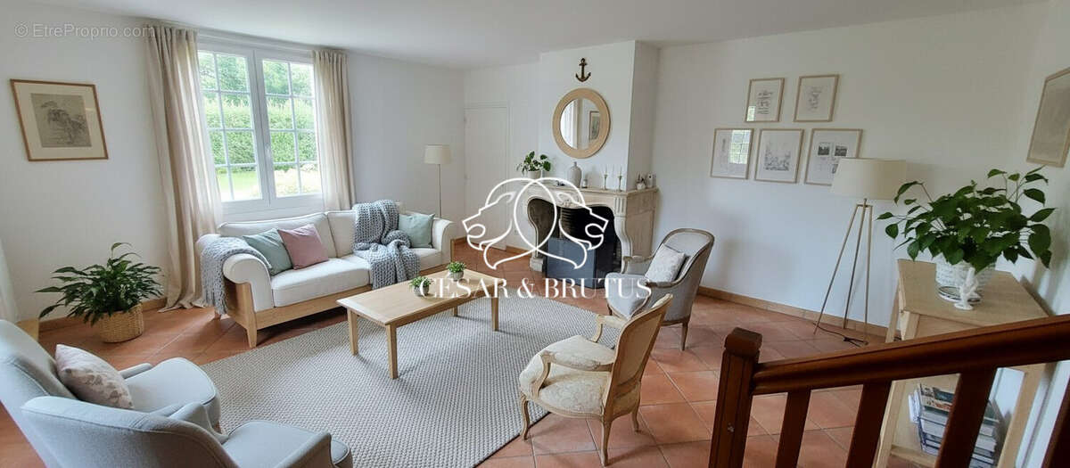 Maison 270 m² à Chatillon-Sur-Chalaronne  - photo 5