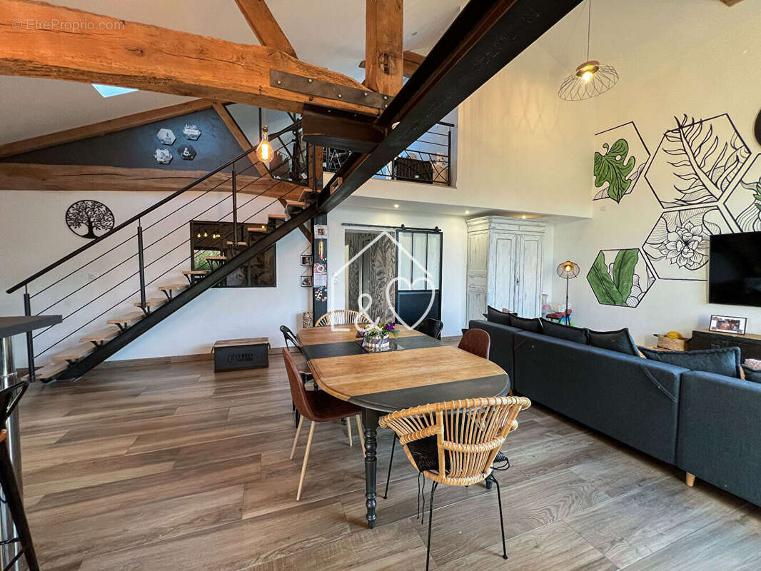 Maison à VENANSAULT