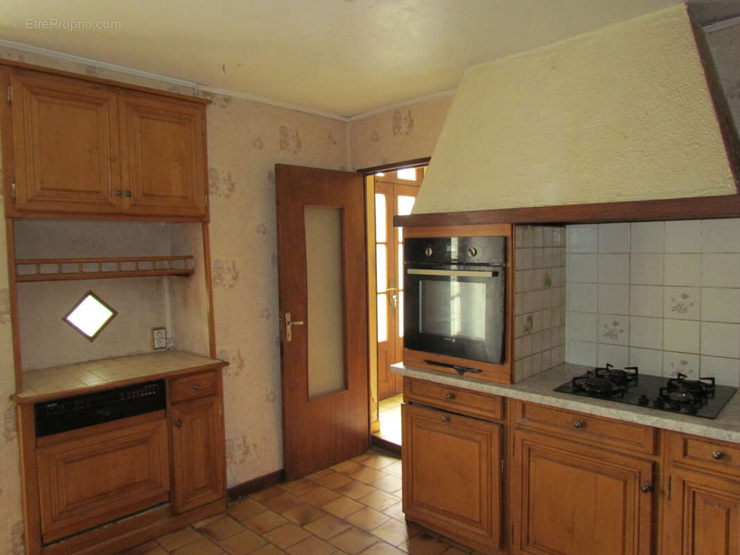 Maison à LONGRE