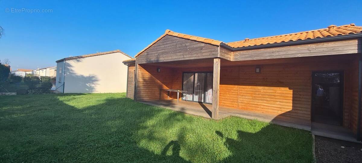 Maison à LONGEVILLE-SUR-MER
