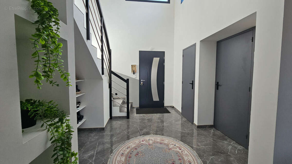 Maison à LES SORINIERES