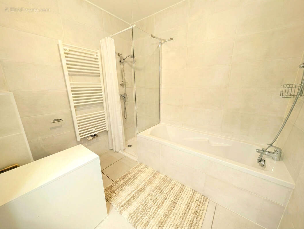 Appartement à DIVONNE-LES-BAINS