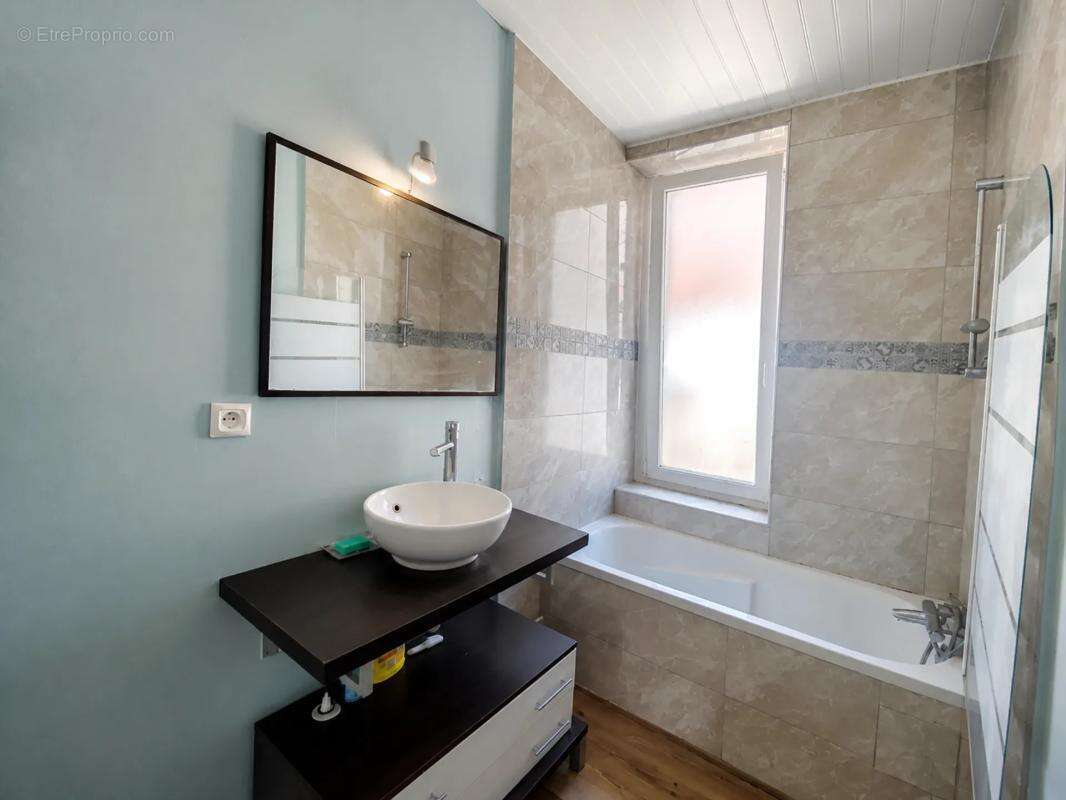 Maison de 4 pièces de 105 m² à Boulogne-sur-Mer - photo 9