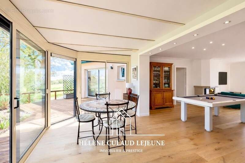 Maison familiale avec vue dégagée sur la nature - 184 m² - vannes - photo 4