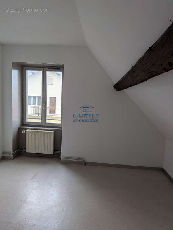 Appartement à HERICOURT
