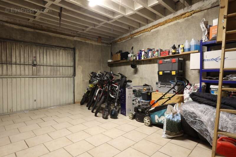 Maison à MONTMIRAIL