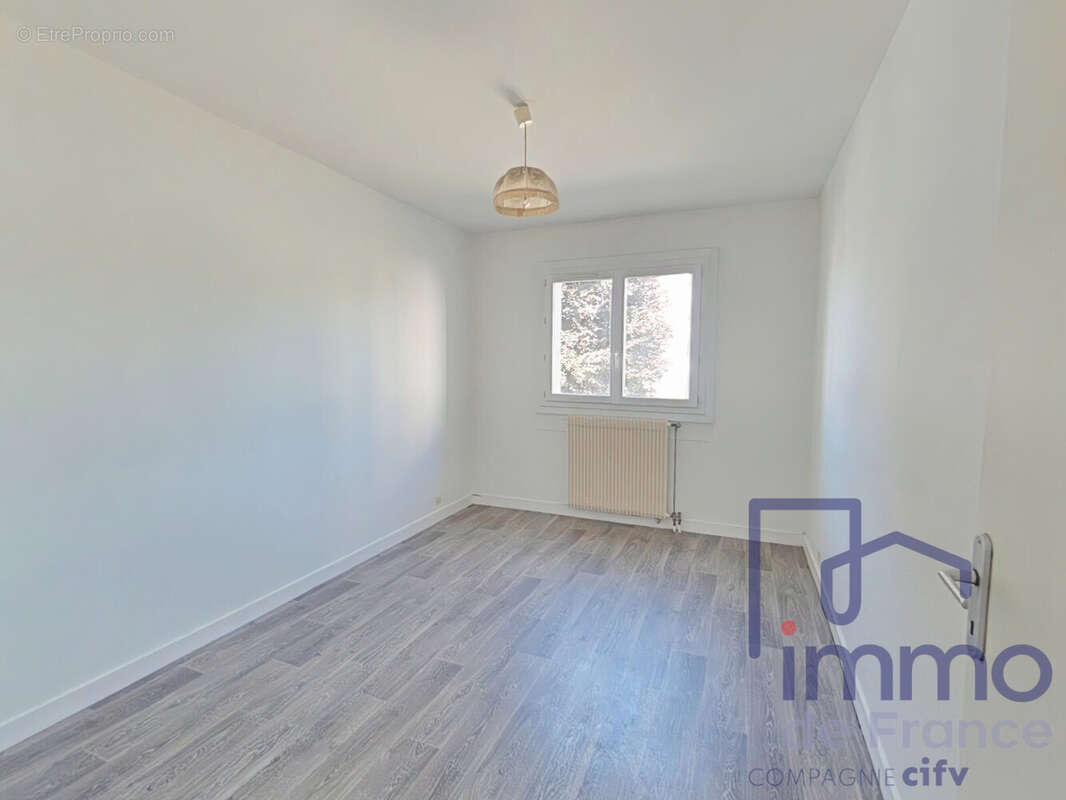 Appartement 84 m² à Brives-Charensac  - photo 7