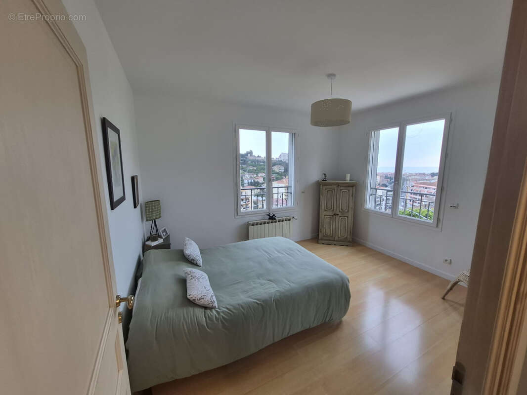 Appartement à MENTON