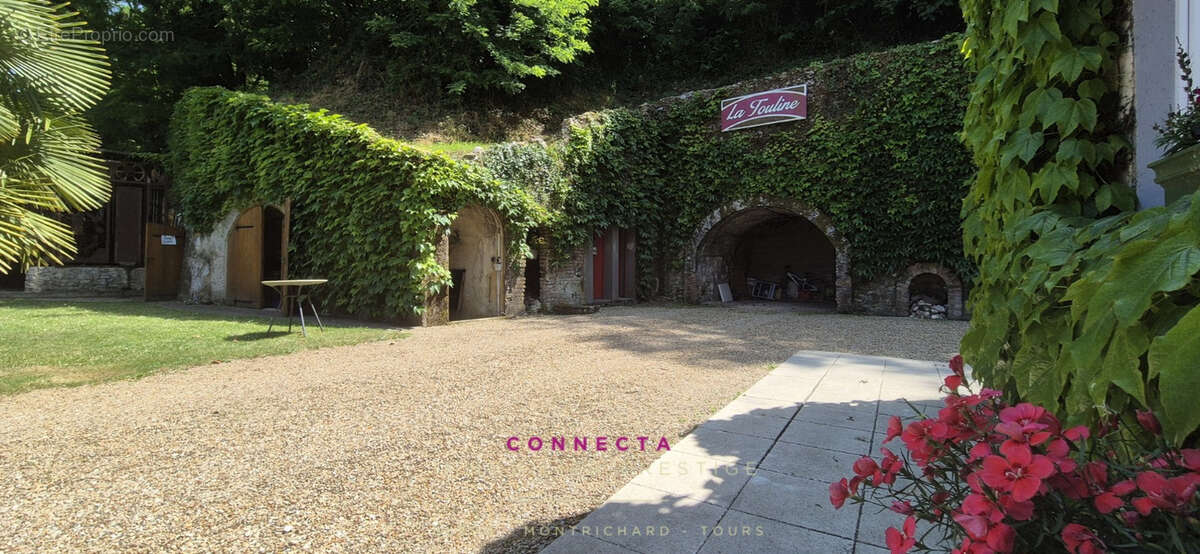 Maison à AZAY-SUR-CHER