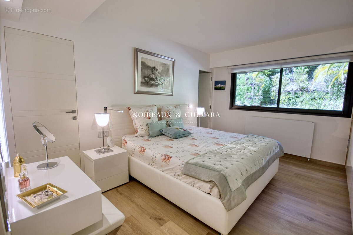 Appartement 121 m² à Le Cannet  - photo 9
