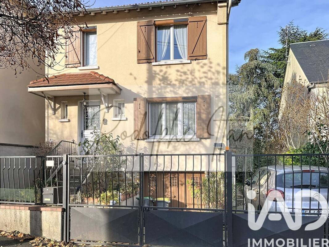 Photo 1 - Maison à VILLENEUVE-LE-ROI