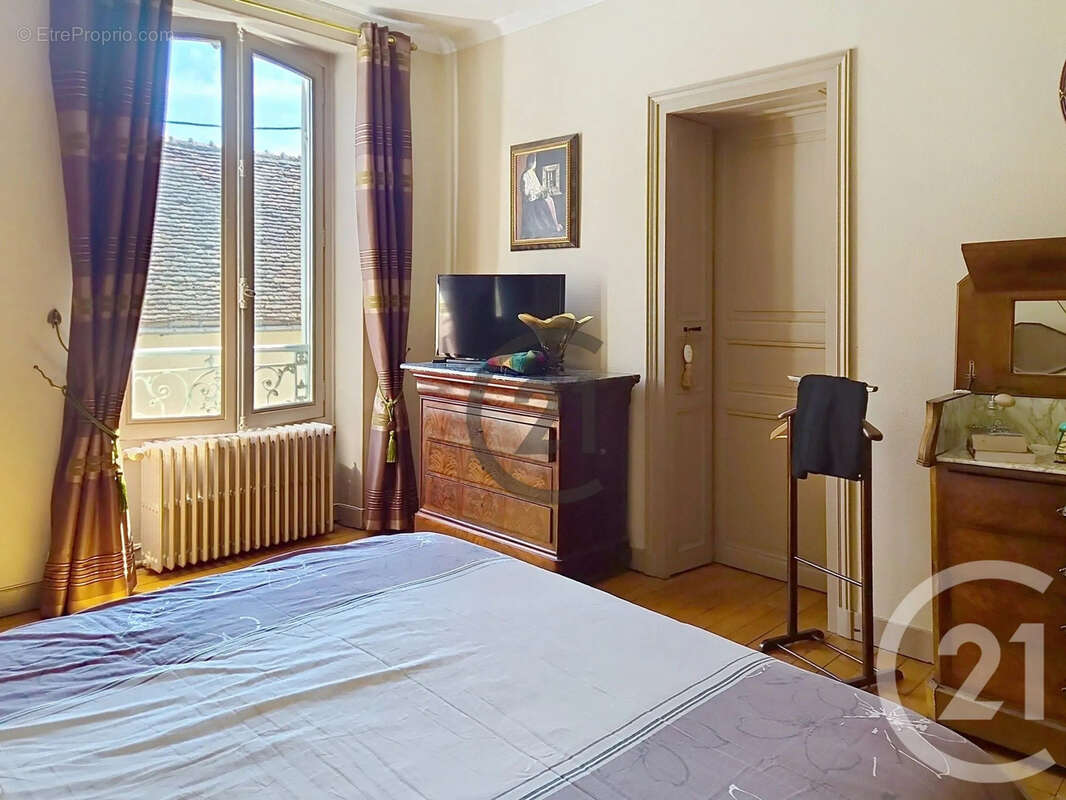 Maison à AUXERRE