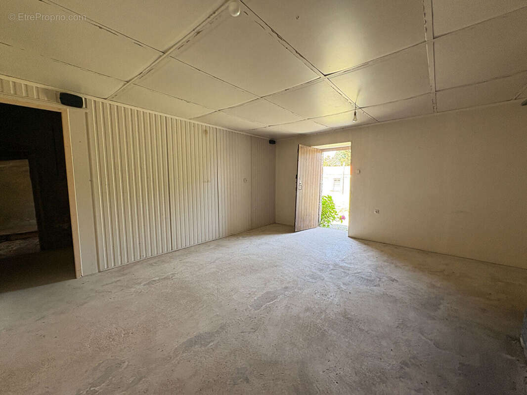 Maison à CHATEAUNEUF