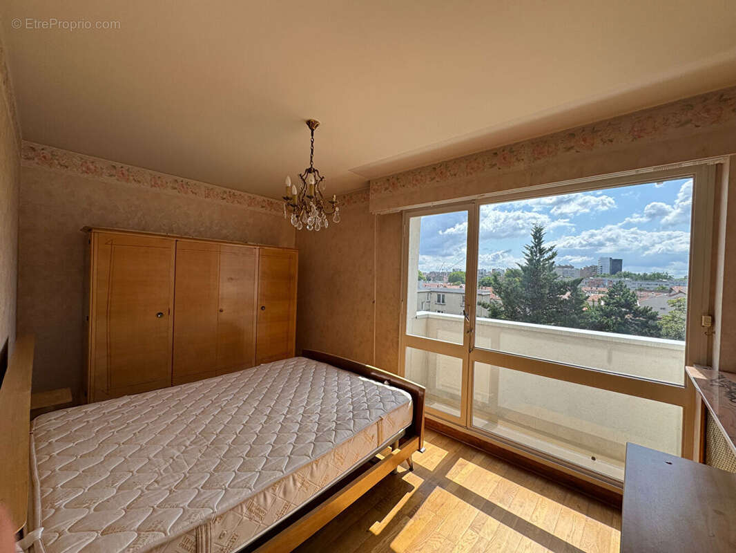 Appartement à AUBERVILLIERS