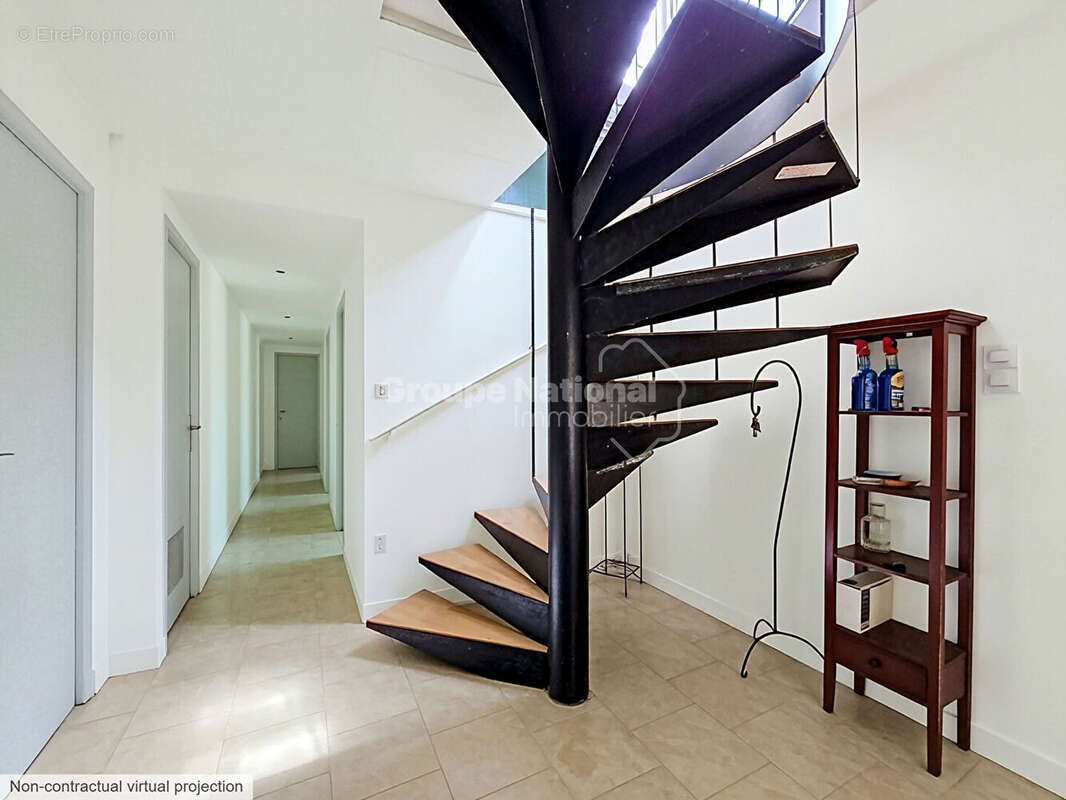 Maison familiale de 144 m² habitables avec dépendance, jardin arboré et fort potentiel - photo 6