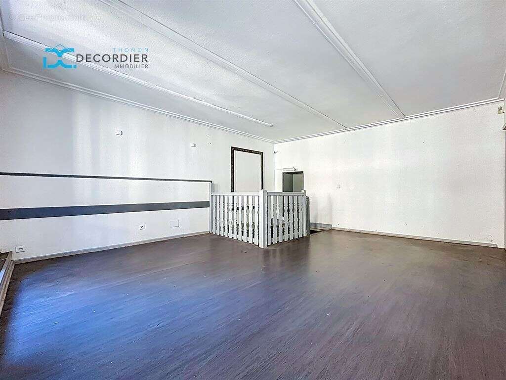 Commerce à EVIAN-LES-BAINS