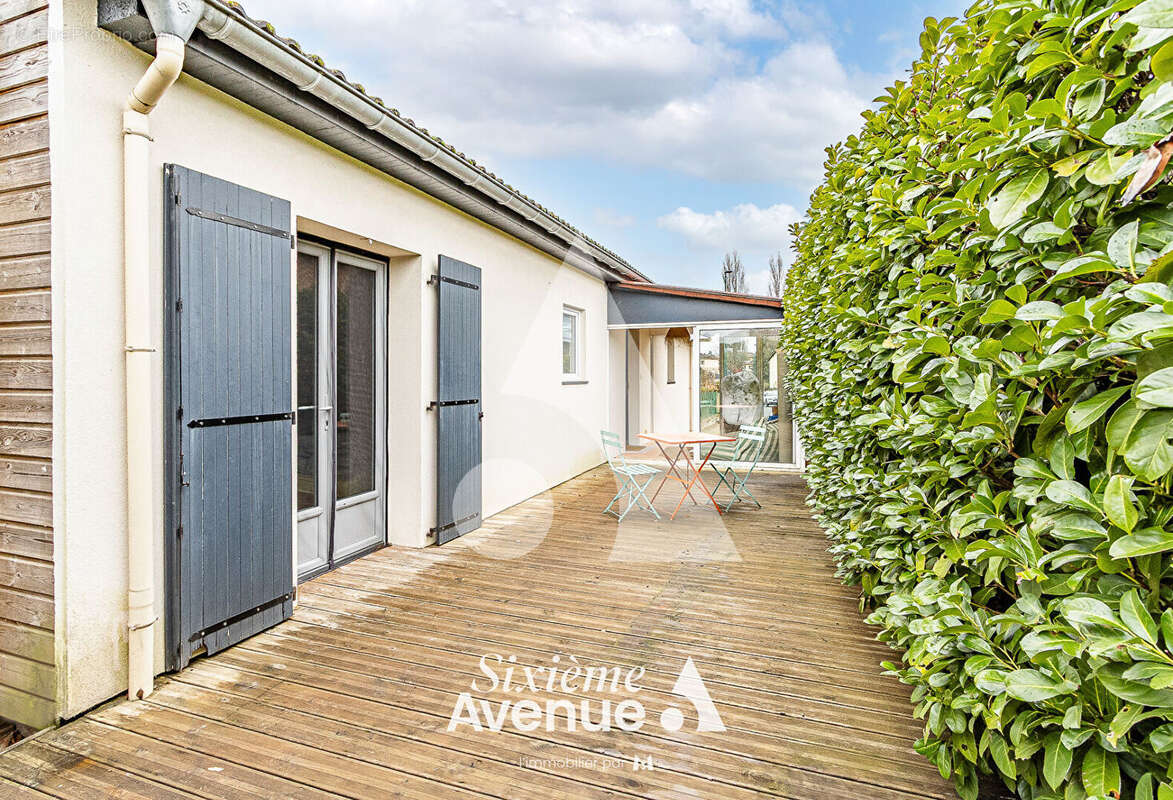 Maison à CHAZAY-D'AZERGUES