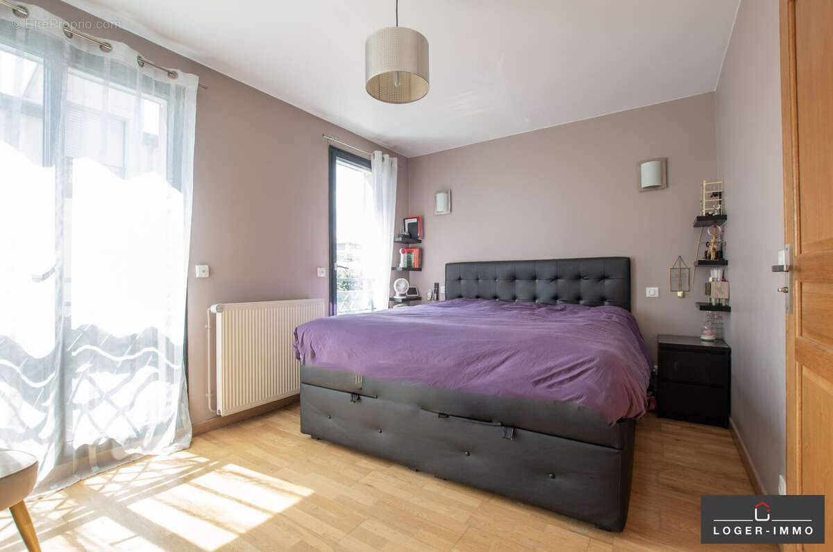 Appartement à NOGENT-SUR-MARNE