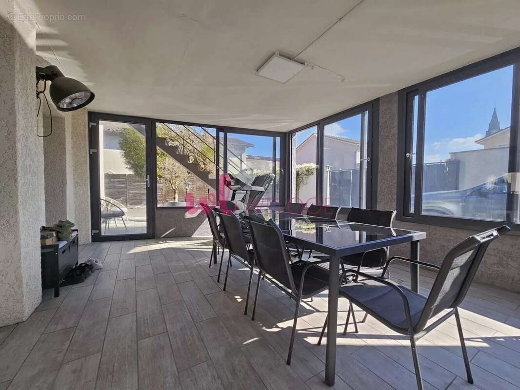 Maison à JANNEYRIAS