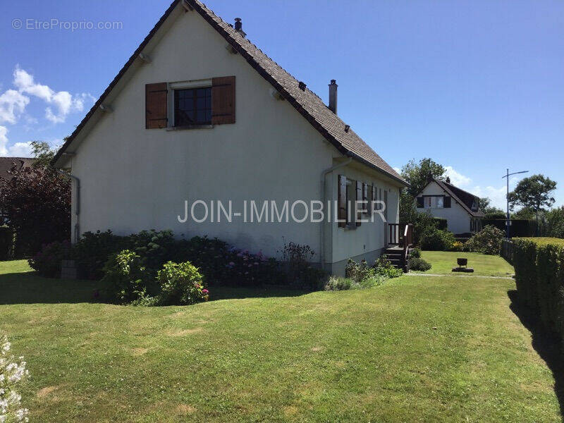 Maison à BRACQUEMONT