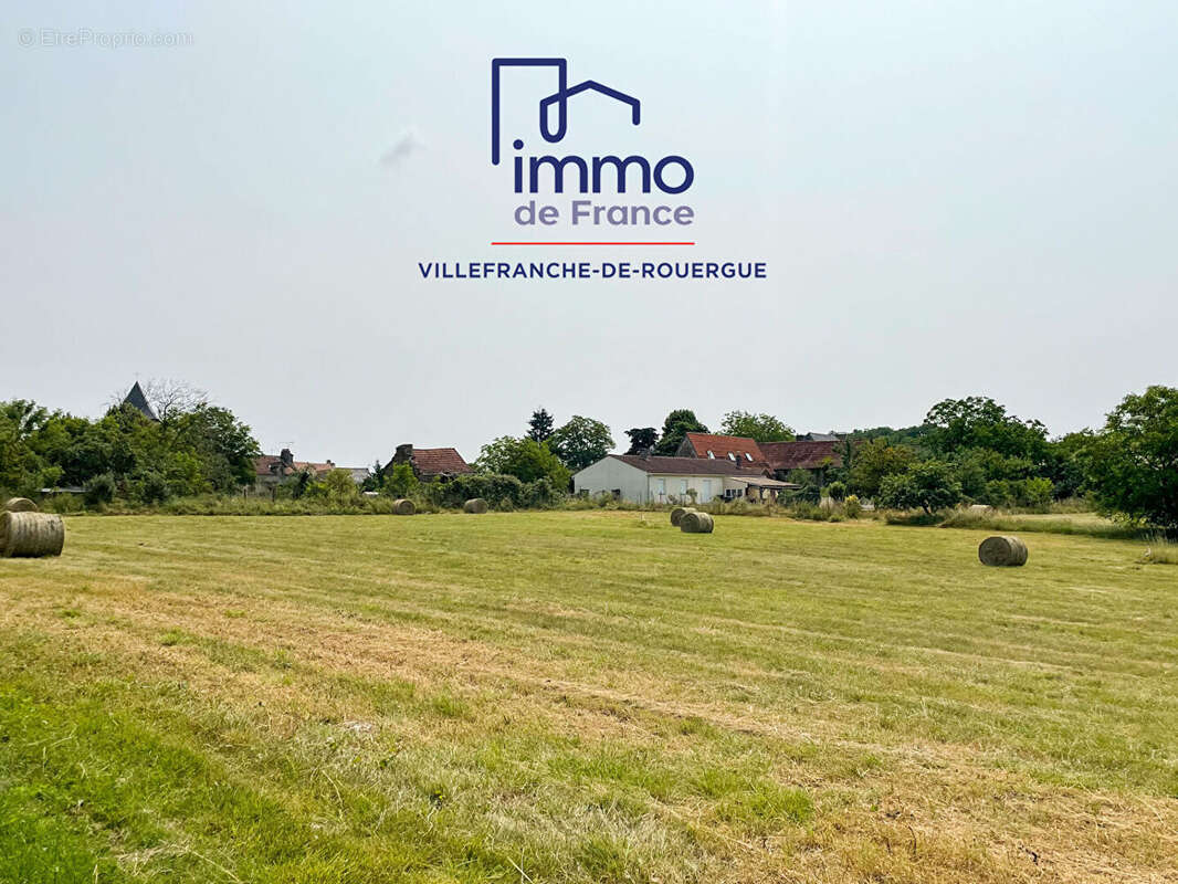 Terrain à VAILHOURLES