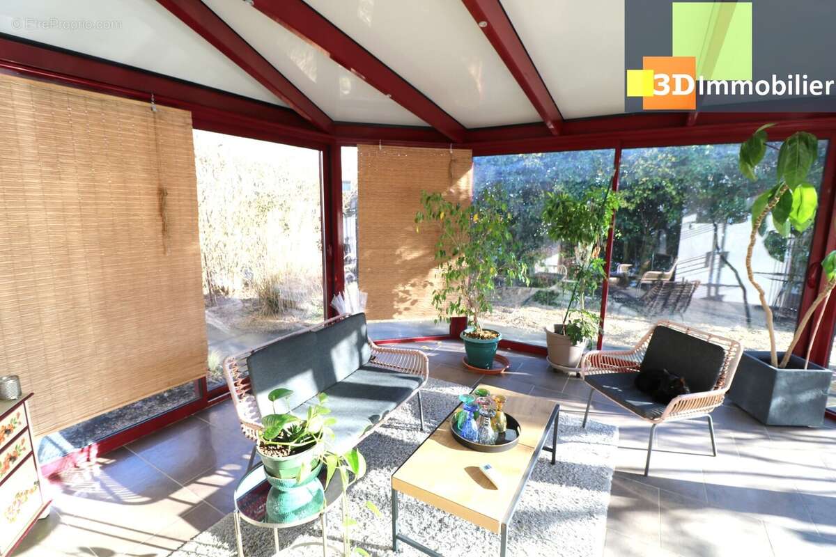 VERANDA HABITATION