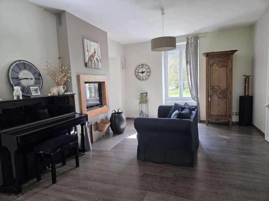 Maison 193 m² à Chateau-Gontier  - photo 6