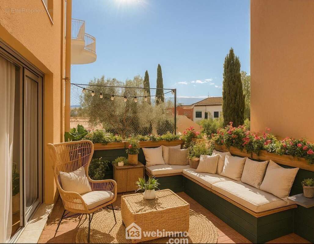 Suggestion d?aménagement non contractuelle pour visualiser tout le potentiel de cette terrasse. - Appartement à SAINTE-MAXIME
