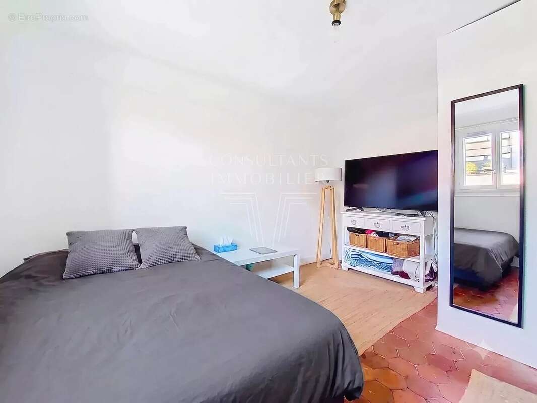 La madeleine. 23 m² en étage élevé - photo 9