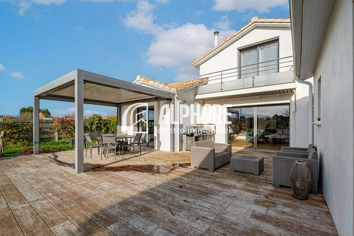 Maison à SAINTE-PAZANNE