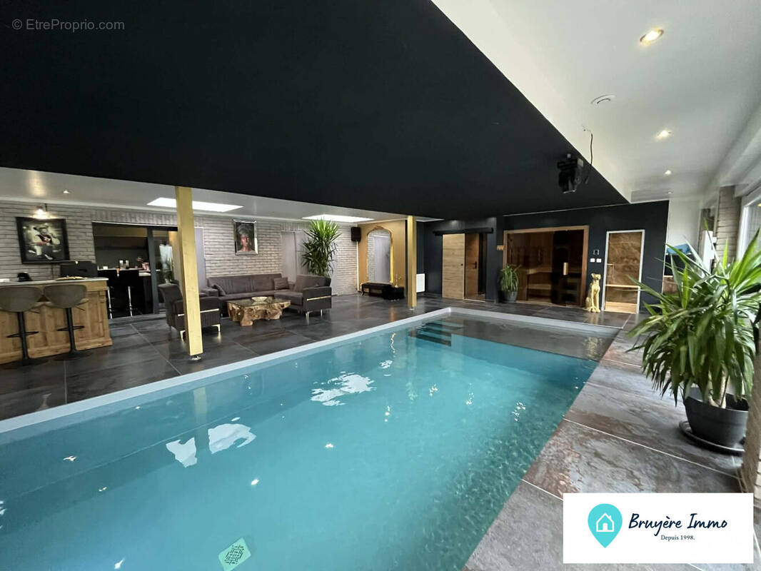 Maison à VIEUX-CONDE