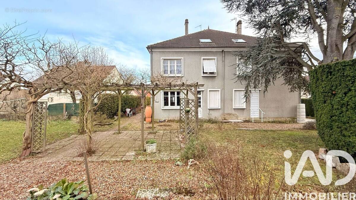 Photo 1 - Maison à BEAUVAIS