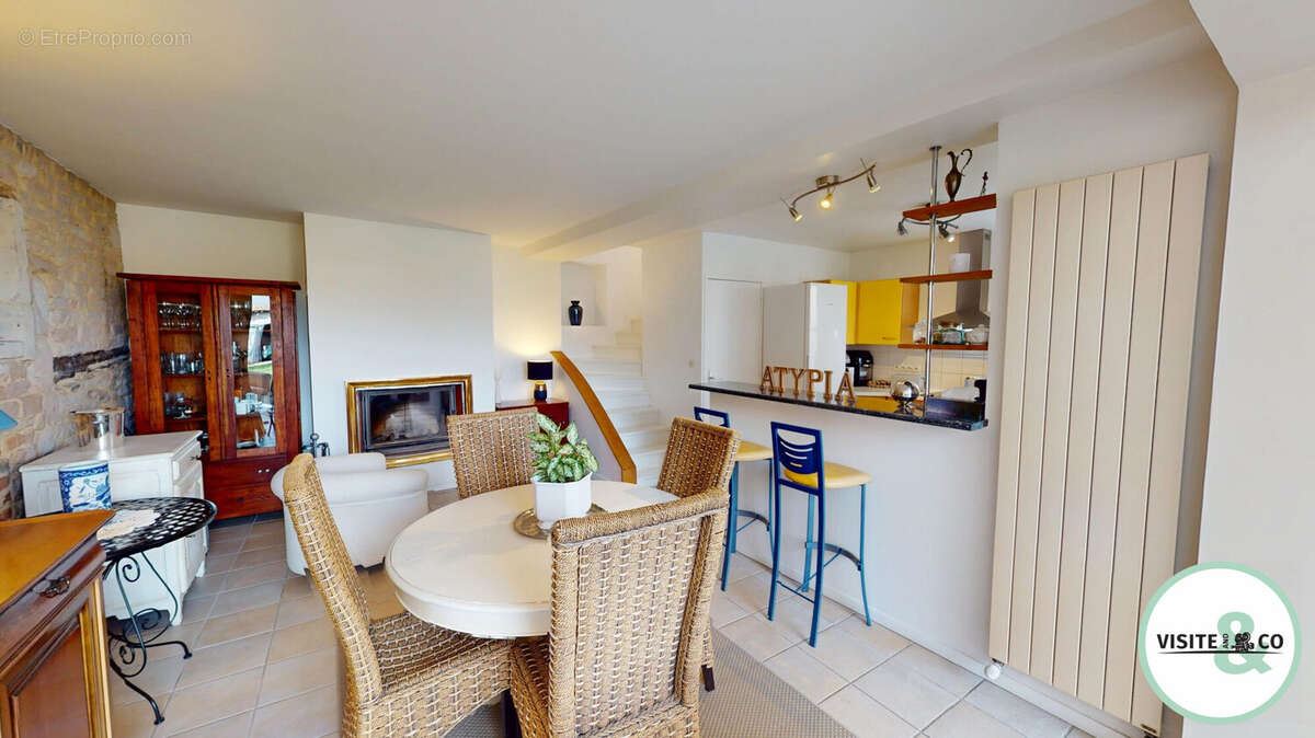 Maison à SAINT-MARTIN-DE-FONTENAY