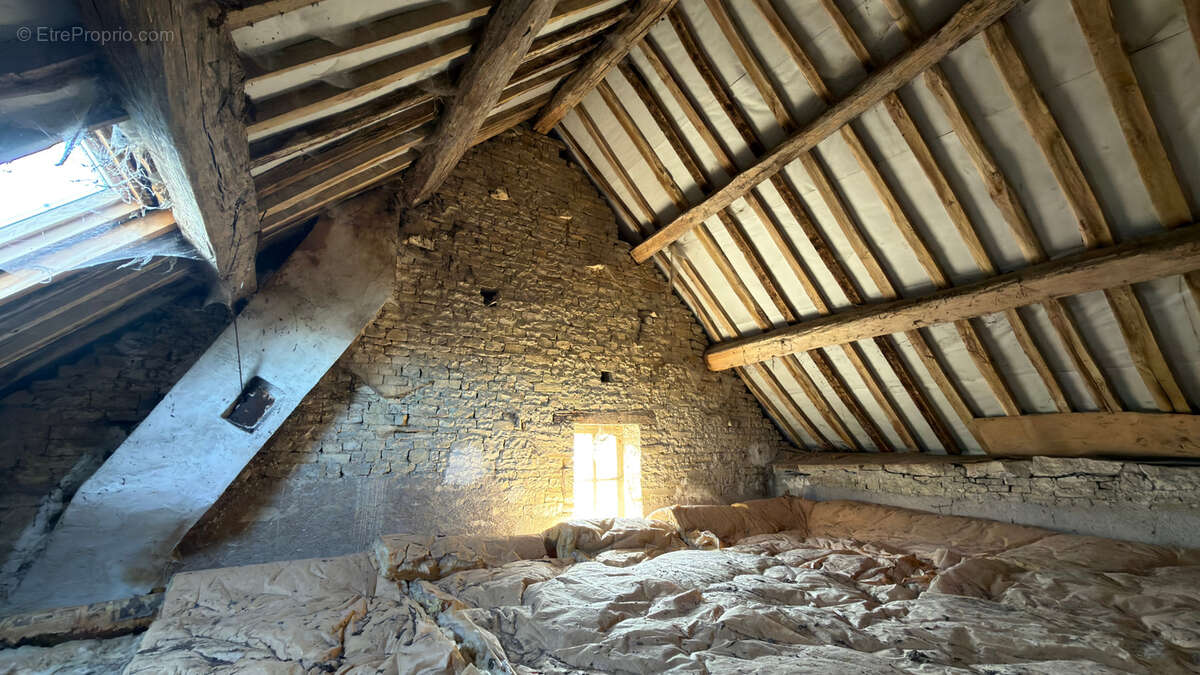 Maison à PRECY-LE-SEC